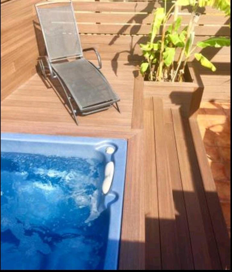 Habitacion A 15 Minutos De Barcelona バダロナ エクステリア 写真