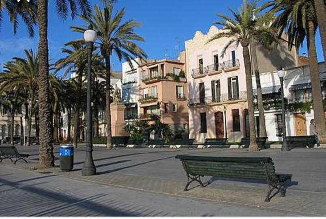 Habitacion A 15 Minutos De Barcelona バダロナ エクステリア 写真